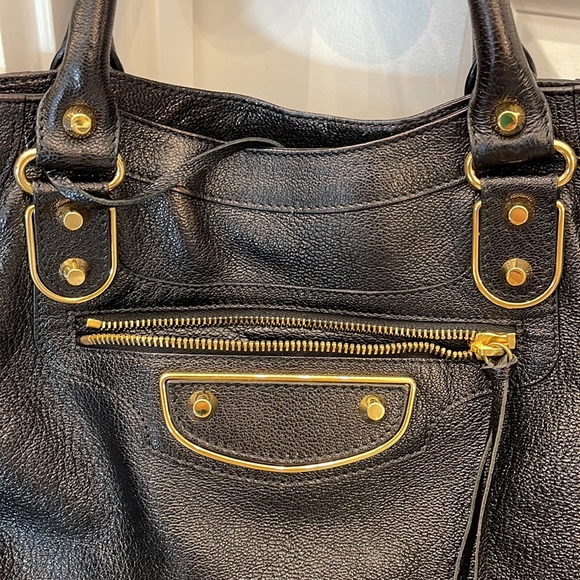 BALENCIAGA
Chevre Gold Metallic Edge Hardware Velo Black LIKE NEW - Picture 2 of 14